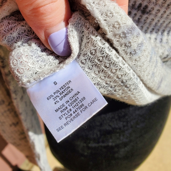 NWT Cozie by Pink Rose White Gray Leopard Print Drawstring Crop Top Size Small - Picture 6 of 15